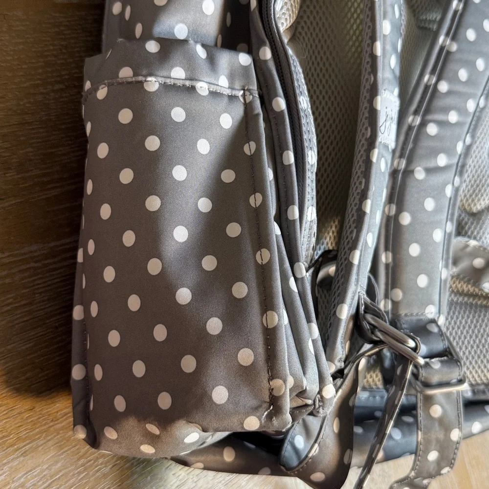 Ju-Ju-Be Gray Polka Dot Baby Bag
